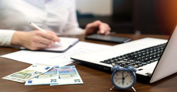 Asgari Ücret Nedir, Nasıl Belirlenir?